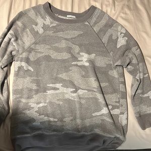 American Eagle Camo Crewneck